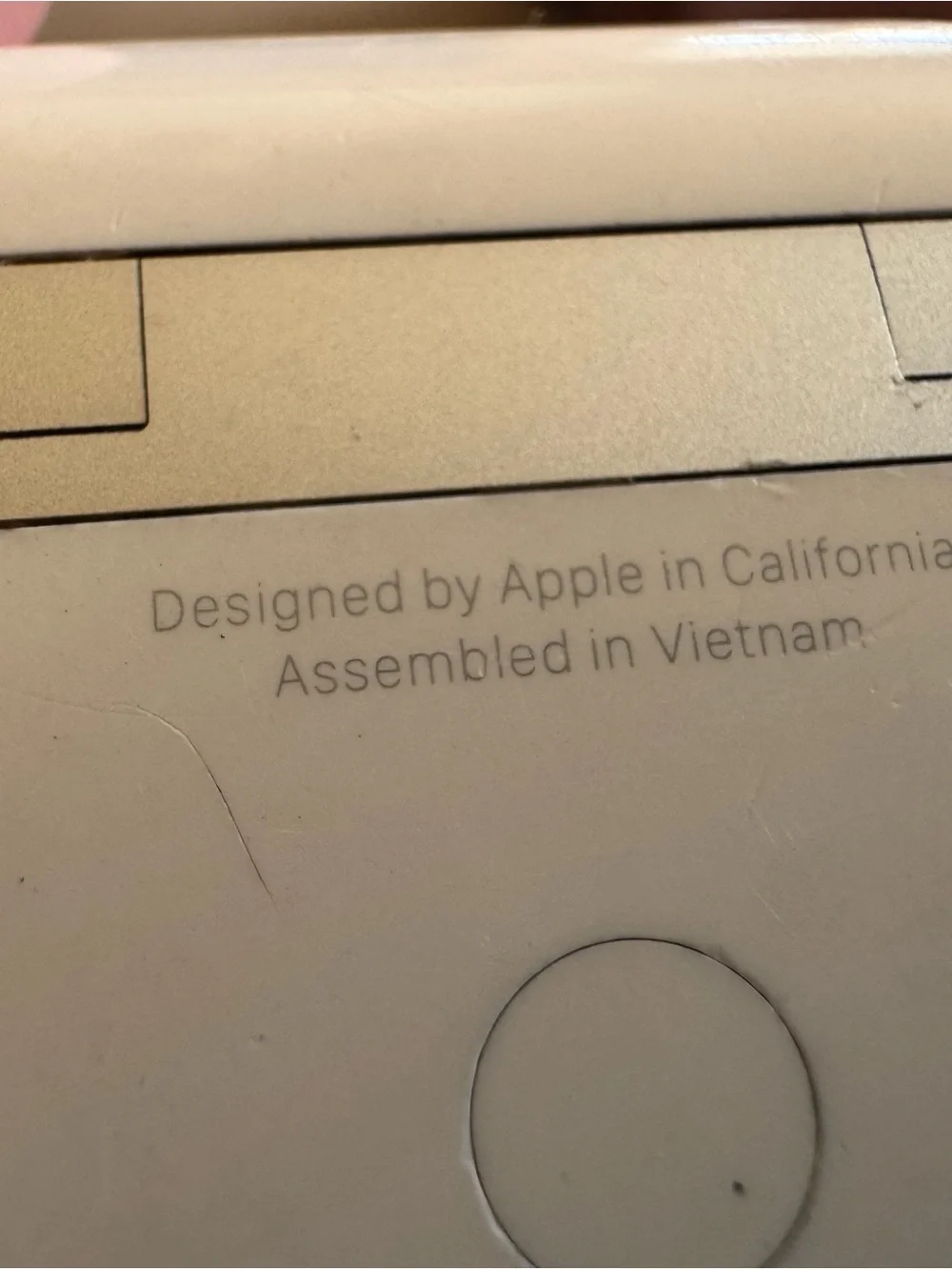 Apple compact white